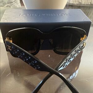 Louis Vuitton Glossy Black Square Sunglasses